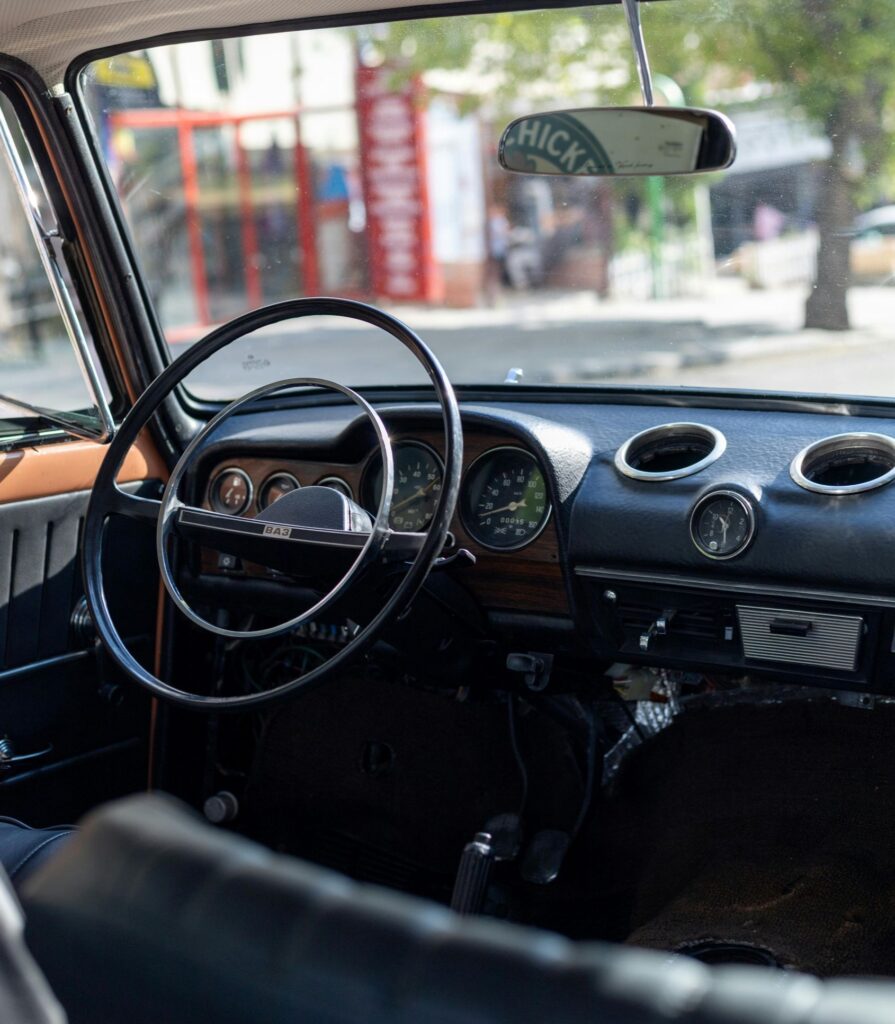 car interior dashboard exposed to sunlight causing heat buildup inside vehicle